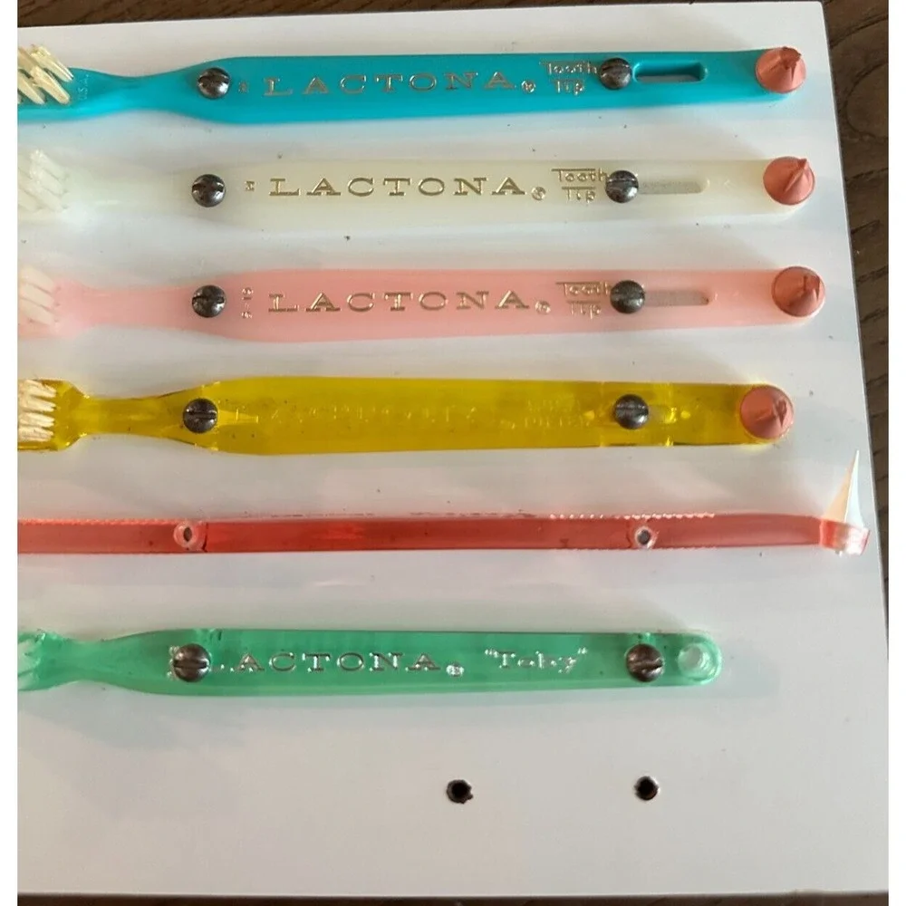 Vintage 1950's Lactona Tooth Tip‎ Toothbrushes Display Sampler Dental Collector